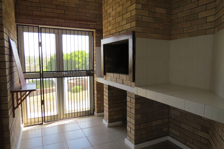 3 Bedroom Property for Sale in Stilbaai Wes Western Cape